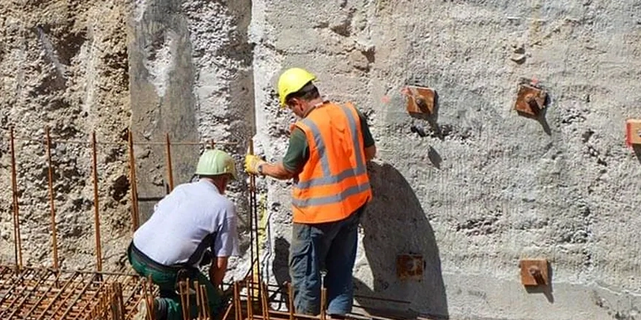 Imagen ilustrativa de Muros pantalla en La Coruna